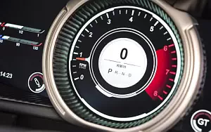   Aston Martin DB11 UK-spec - 2016