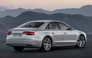   Audi A8 4.0 TFSI quattro - 2013