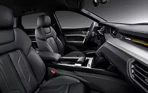   Audi e-tron - 2019