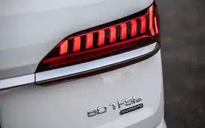   Audi Q7 60 TFSI e quattro S line - 2019