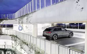   Audi Q8 55 e-tron quattro - 2022