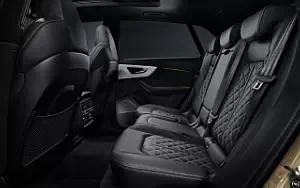   Audi Q8 55 TFSI quattro S line - 2023