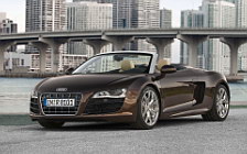   Audi R8 V10 Spyder - 2010