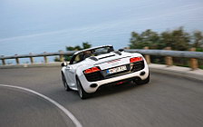   Audi R8 V10 Spyder - 2010