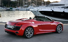   Audi R8 V10 Spyder - 2010