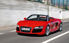   Audi R8 V10 Spyder - 2010