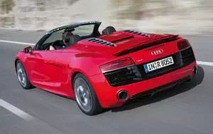   Audi R8 V10 Spyder - 2012