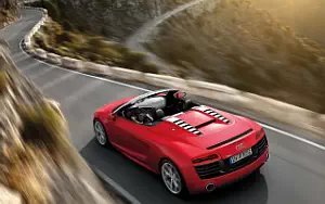   Audi R8 V10 Spyder - 2012