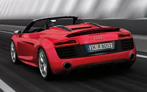  Audi R8 V10 Spyder - 2012