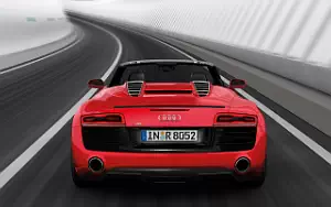   Audi R8 V10 Spyder - 2012
