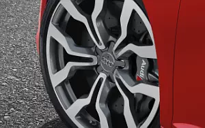   Audi R8 V10 Spyder - 2012