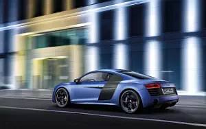  Audi R8 V10 plus - 2012
