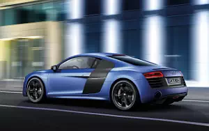   Audi R8 V10 plus - 2012