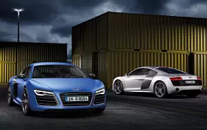   Audi R8 V10 plus - 2012