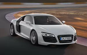   Audi R8 V10 - 2012