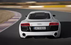   Audi R8 V10 - 2012