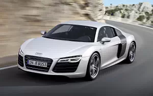   Audi R8 V10 - 2012