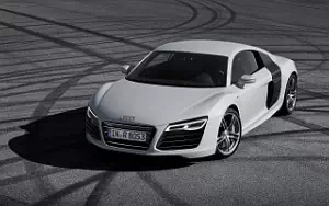   Audi R8 V10 - 2012
