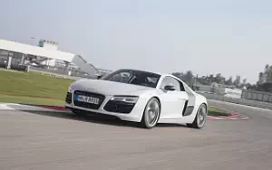   Audi R8 V8 Coupe - 2014
