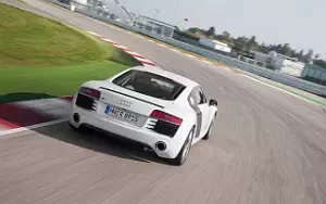   Audi R8 V8 Coupe - 2014