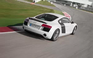   Audi R8 V8 Coupe - 2014