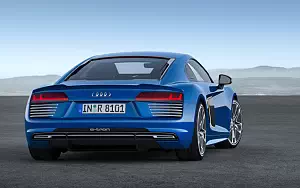   Audi R8 e-tron - 2009