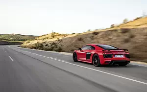   Audi R8 V10 plus - 2009