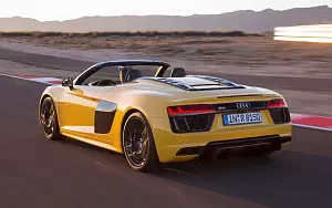   Audi R8 Spyder V10 - 2016