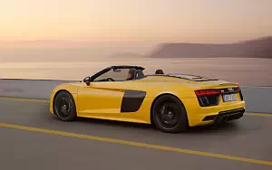   Audi R8 Spyder V10 - 2016