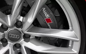   Audi RS6 Avant - 2013