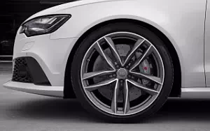   Audi RS6 Avant - 2013