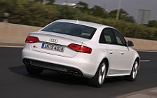   Audi S4 - 2008