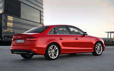   Audi S4 - 2012