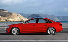   Audi S4 - 2012