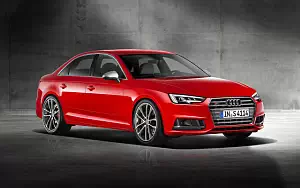  Audi S4 - 2009