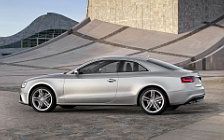   Audi S5 Coupe - 2011
