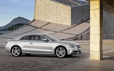   Audi S5 Coupe - 2011