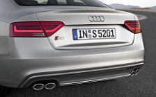   Audi S5 Coupe - 2011