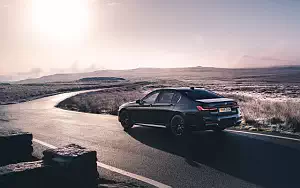   BMW 750i xDrive M Sport UK-spec - 2019