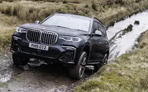   BMW X7 M50d UK-spec - 2019
