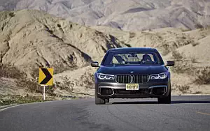   BMW M760i xDrive US-spec - 2017