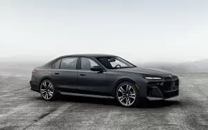   BMW 760i xDrive M Sport US-spec - 2022