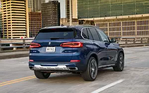   BMW X5 xDrive40i xLine US-spec - 2018