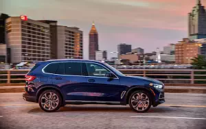   BMW X5 xDrive40i xLine US-spec - 2018