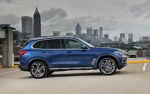   BMW X5 xDrive40i xLine US-spec - 2018