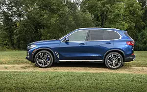   BMW X5 xDrive40i xLine US-spec - 2018