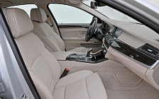   BMW 530d Sedan - 2010