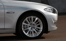  BMW 5-series - 2010
