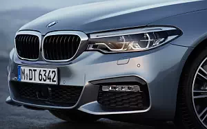   BMW 540i Sedan M Sport - 2017