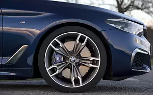   BMW M550i xDrive Sedan - 2017